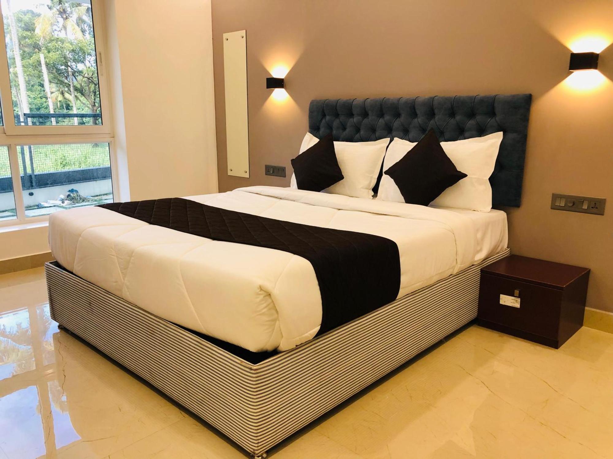 The Lotaz Hotel Kochi Eksteriør billede