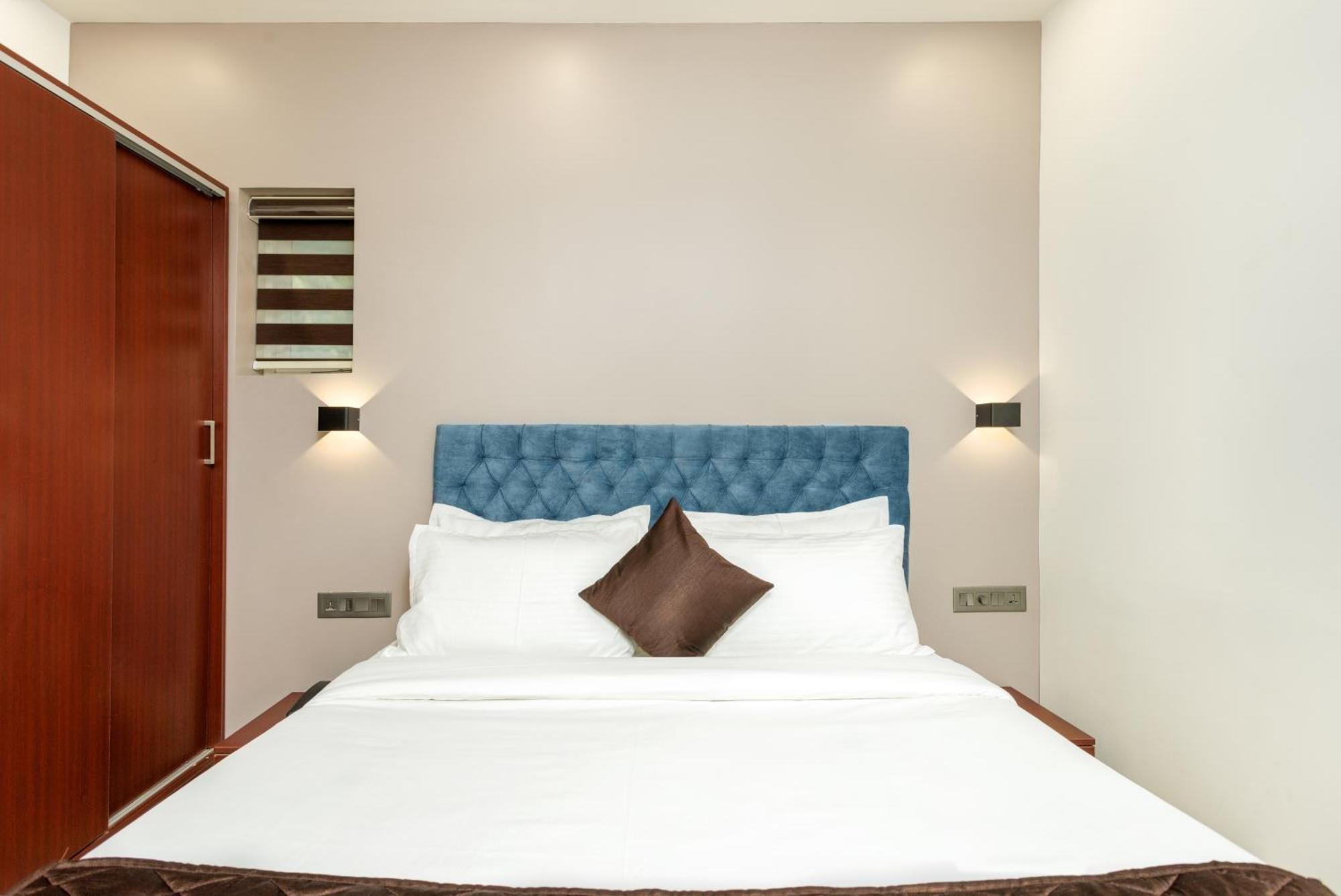 The Lotaz Hotel Kochi Eksteriør billede